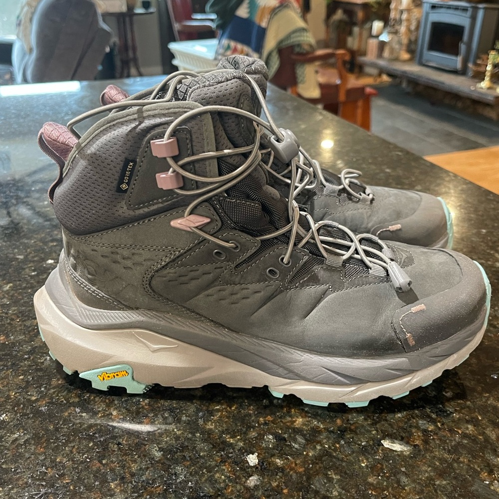 Gina Kaya 2 GTX Women’s Hiking Boots 9.5 Vibrant